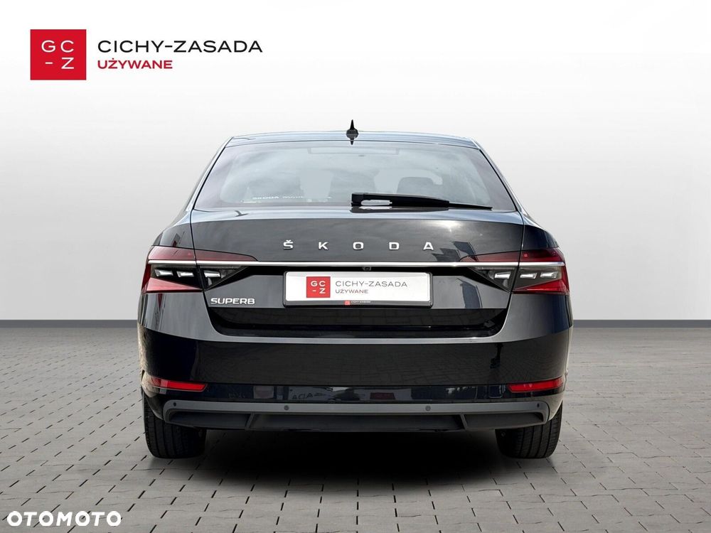 Skoda Superb 2.0 TDI SCR Style DSG - 5