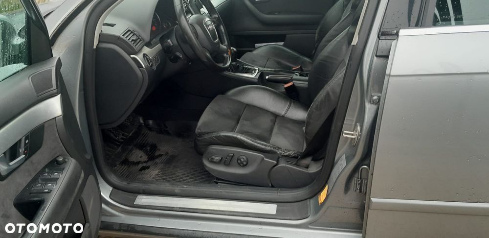 Audi A4 Avant 2.0 TDI Quattro - 10