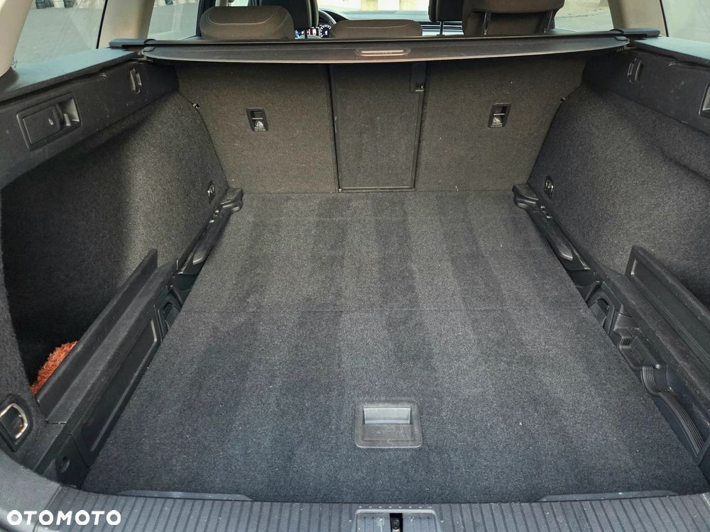 Volkswagen Passat 2.0 TDI EVO Business DSG - 23