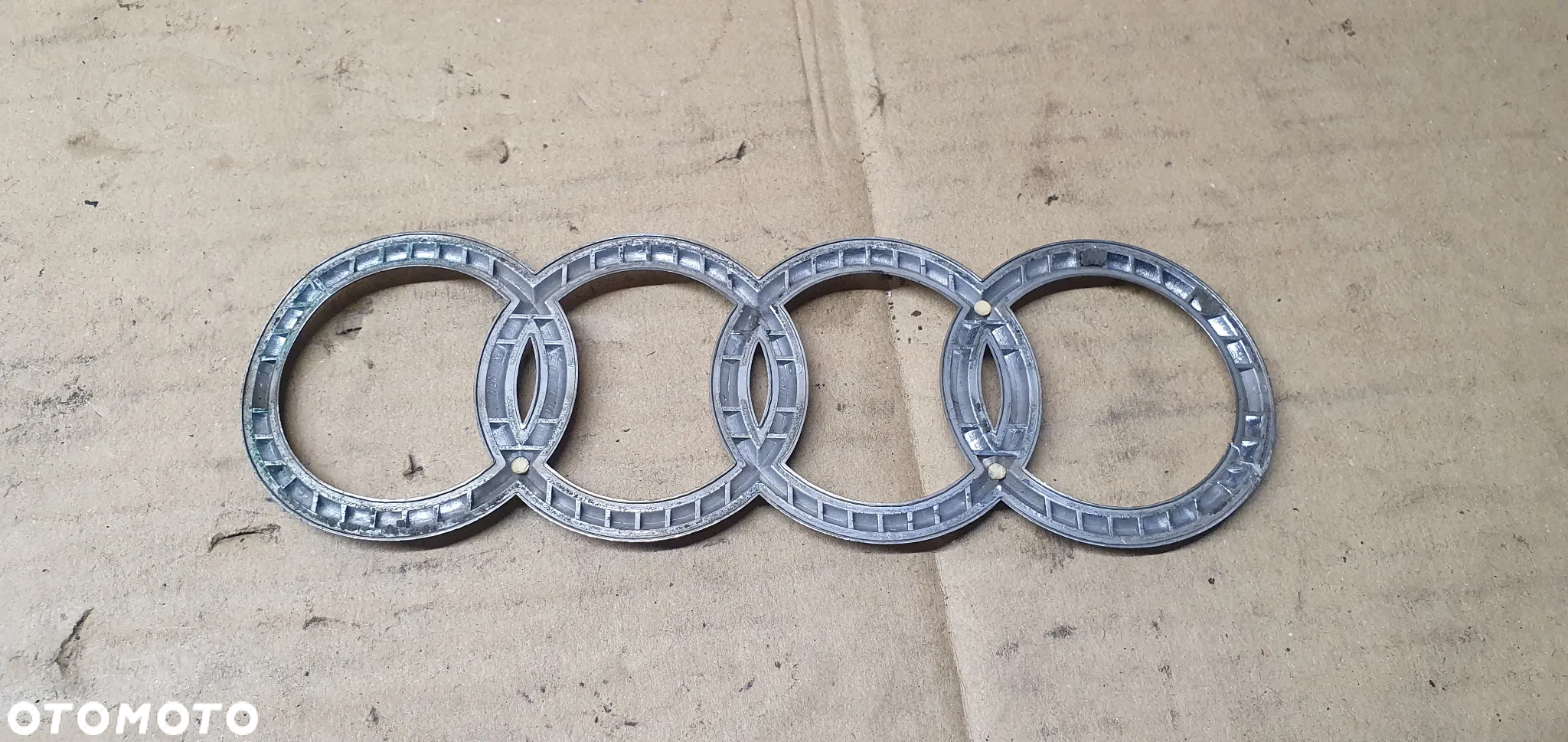 Znaczek emblemat logo klapy Audi A4 B6 - 3