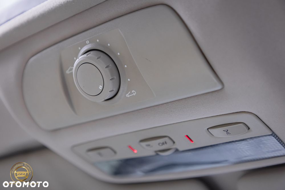 Renault Vel Satis - 16