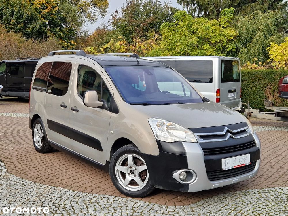 Citroen Berlingo 2010 photo 2