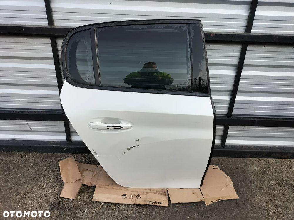 DRZWI PRAWY TYŁ PEUGEOT 208 II   2019- - 1