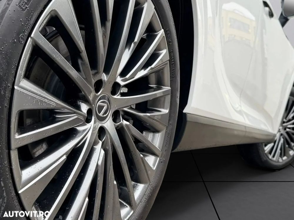 Lexus Seria RX 450h+ (Plug-in-Hybrid) Luxury Line - 13