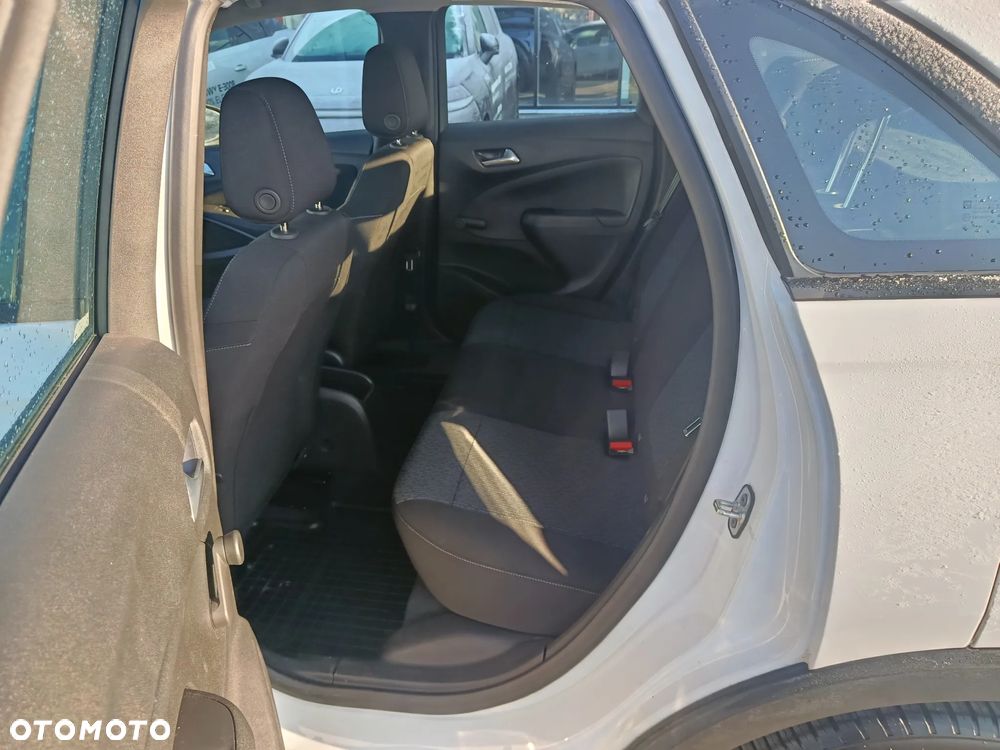 Opel Crossland X - 8