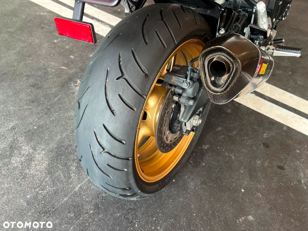 Yamaha FZ - 18