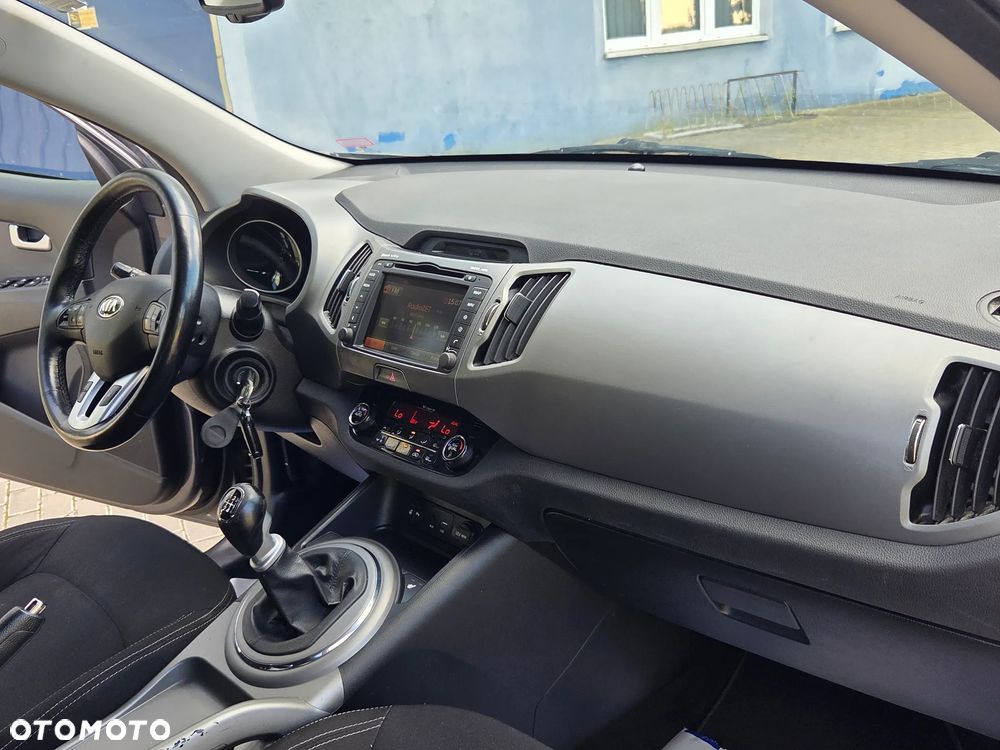 Kia Sportage 1.6 GDI 2WD Fifa World Cup Edition - 28