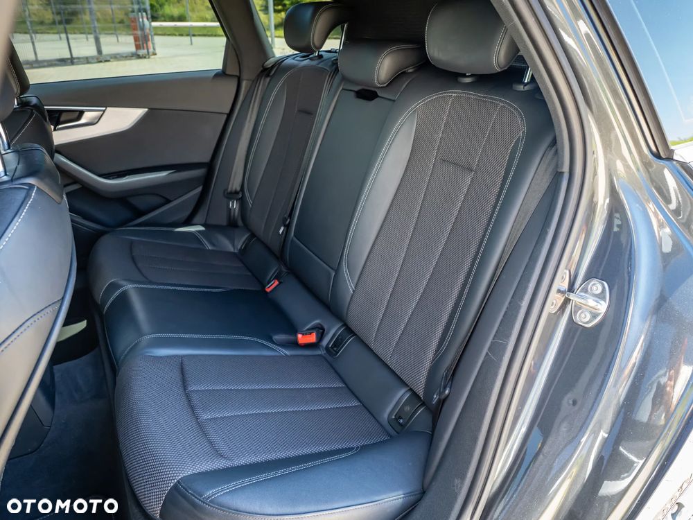 Audi A4 Avant 35 TFSI S tronic S line - 35