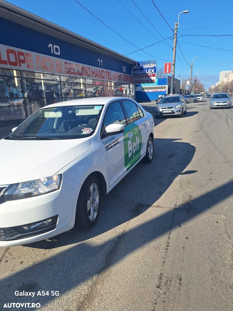 Skoda Rapid - 5