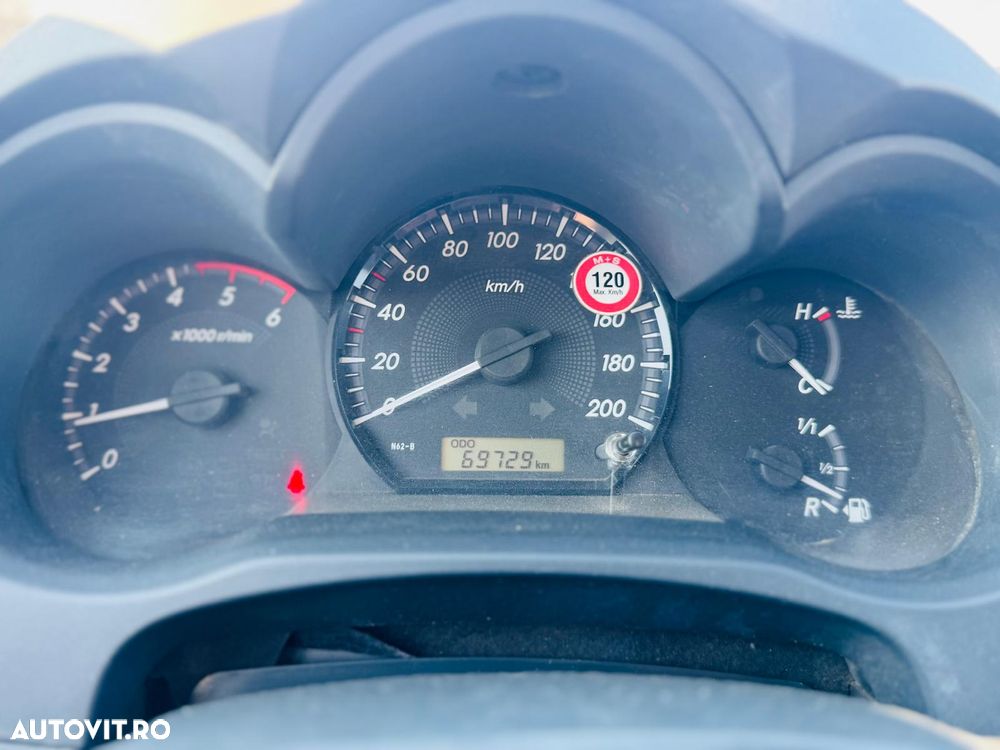 Toyota Hilux 4x4 Double Cab DPF Comfort - 9