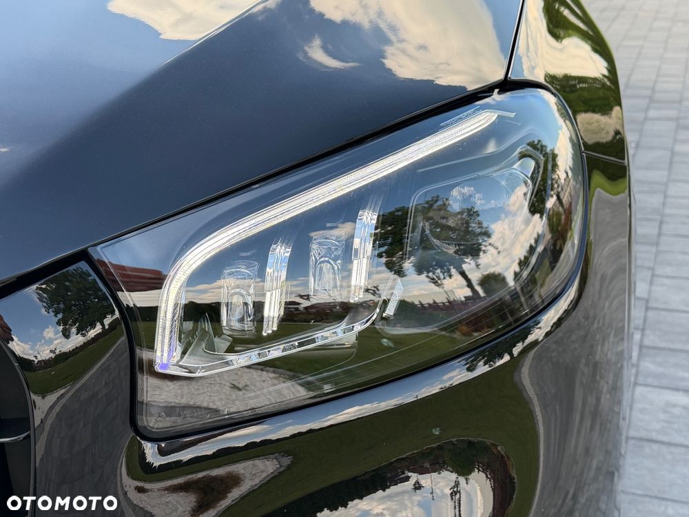 Mercedes-Benz GLS - 22