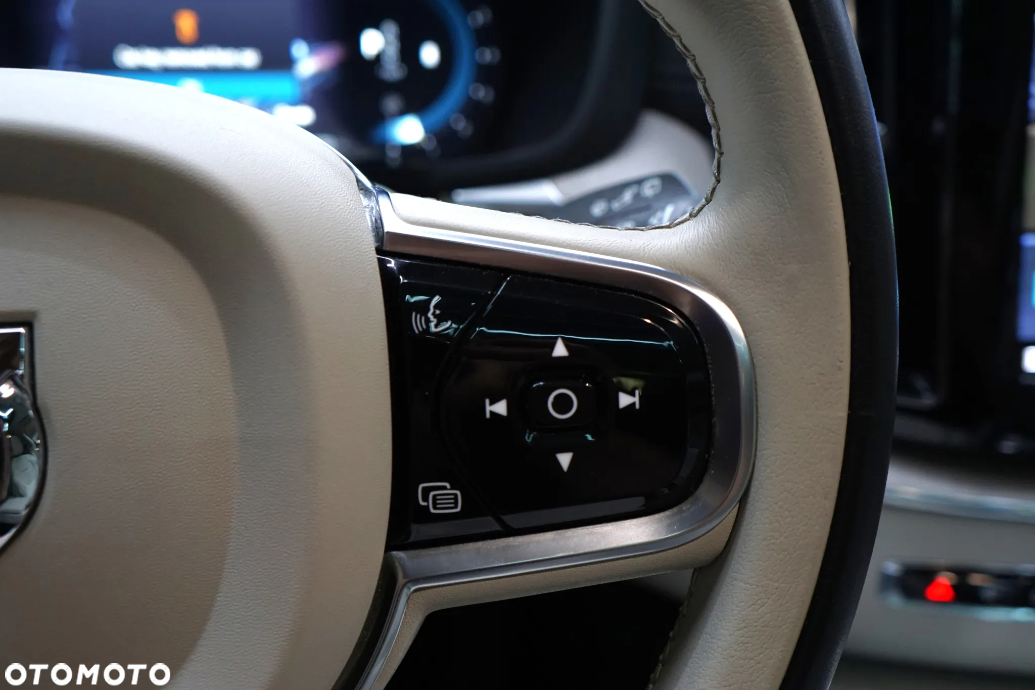 Volvo XC 60 B4 B Inscription - 21