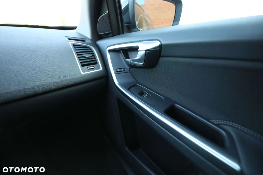 Volvo XC 60 D3 Kinetic - 31