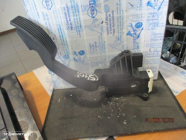 Pedal 13305804 OPEL CORSA E 2015 1.3CDTI 75CV 3P BRANCO - 2