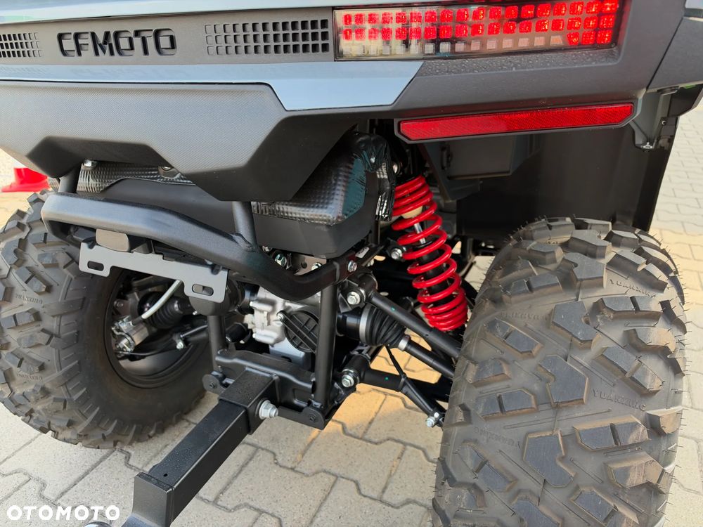 CFMoto CForce - 9