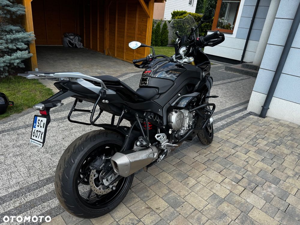 BMW XR - 7