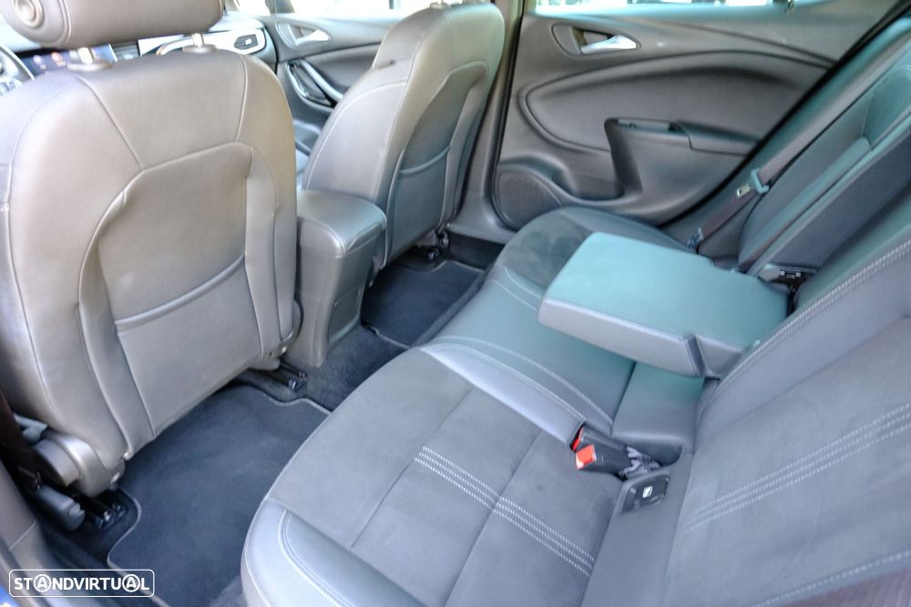 Opel Astra 1.5 D GS Line S/S - 12