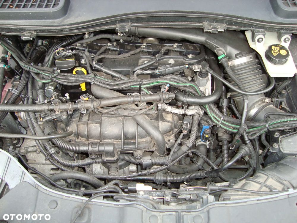 Ford Kuga - 17