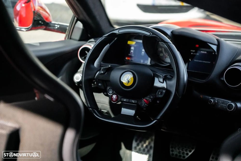 Ferrari 812 Superfast 6.5 V12 - 5