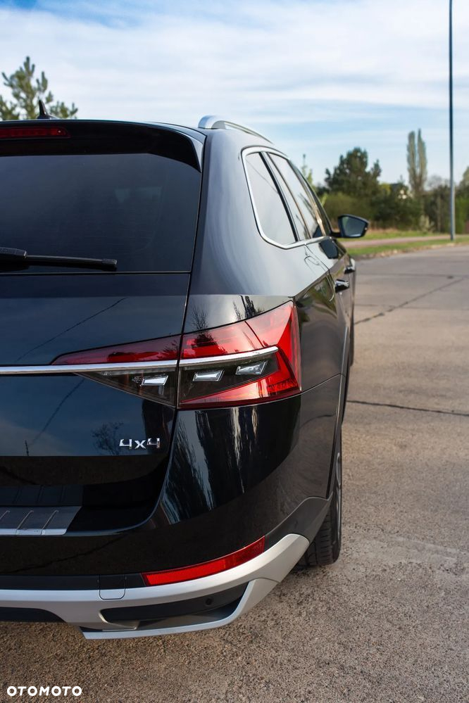 Skoda Superb 2.0 TDI SCR 4x4 Scout DSG - 7