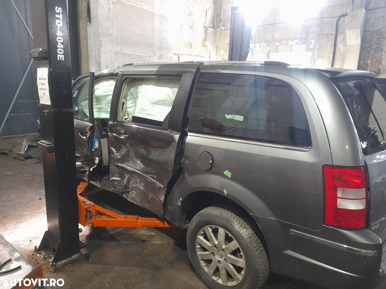Calculator motor p05150267ac Chrysler Voyager 5 [2007 - 2011] 2.8 crd - 8