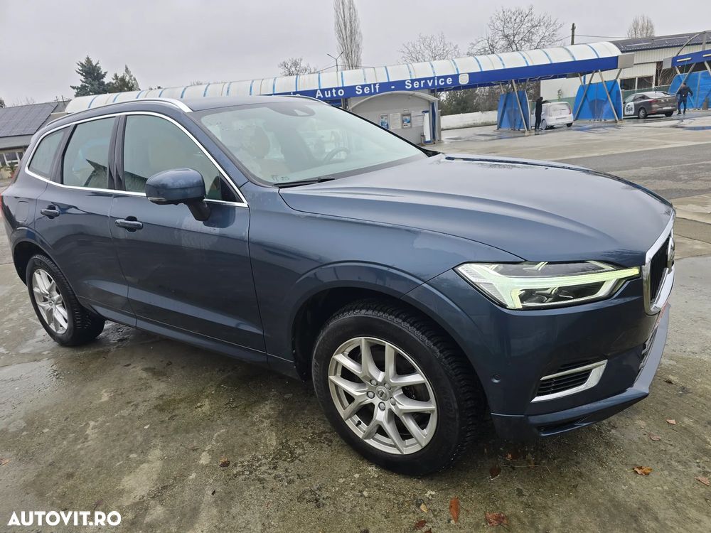 Volvo XC 60 T8 Twin Engine AWD Geartronic Momentum - 3