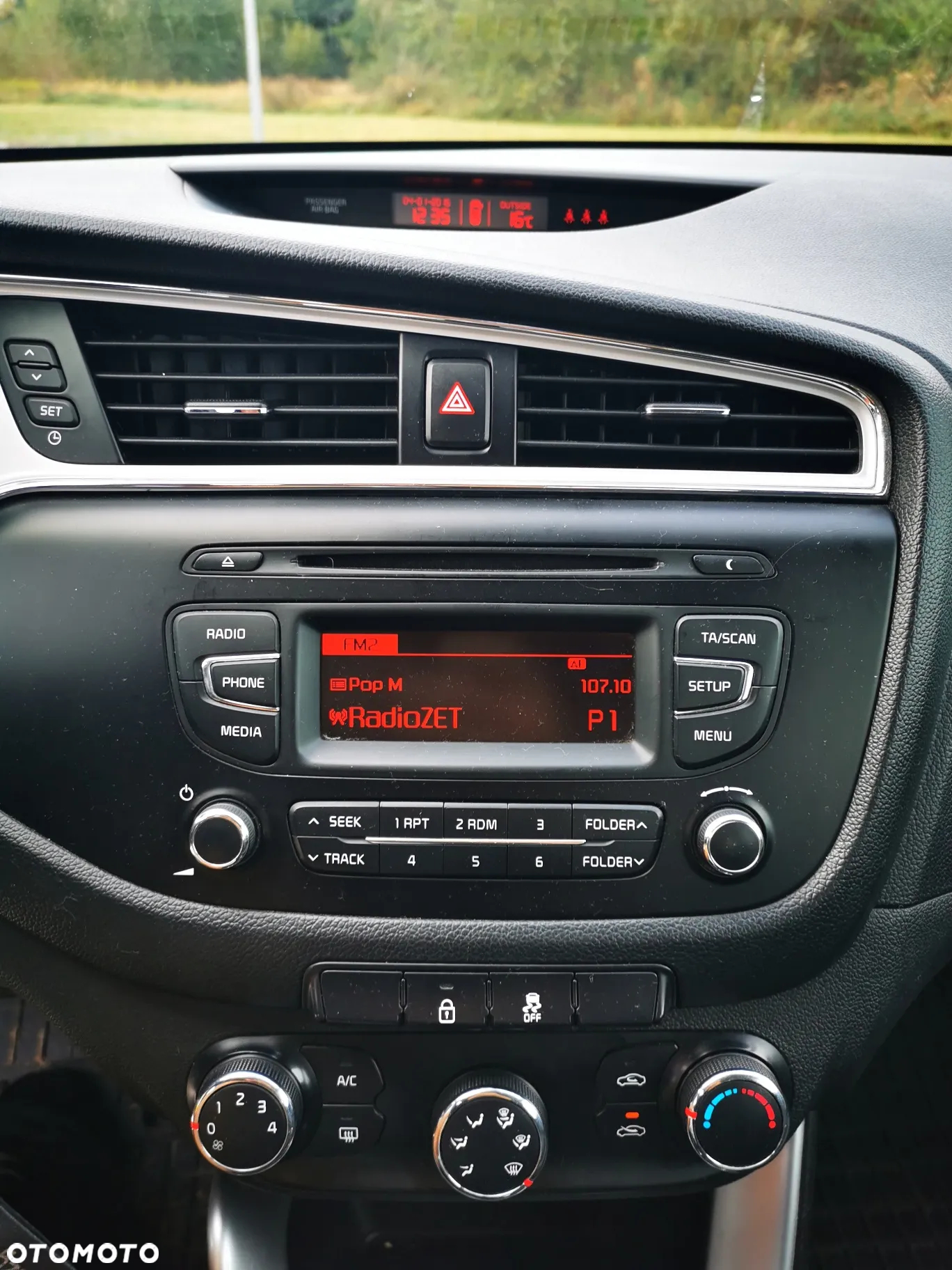 Kia Ceed Cee'd 1.4 CRDi M - 11