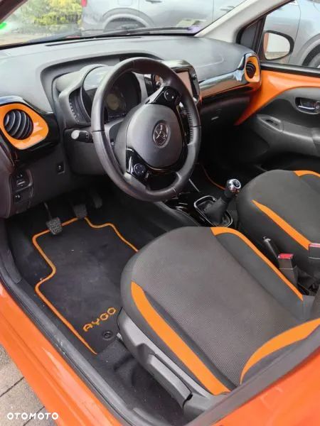 Toyota Aygo x-cite - 12
