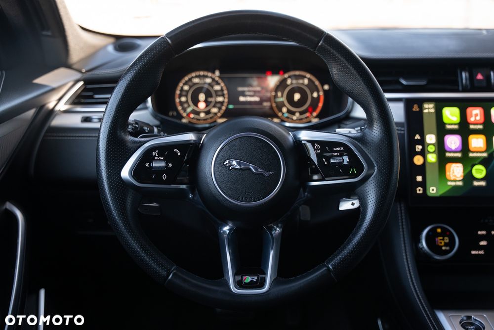 Jaguar F-Pace D165 AWD R-Dynamic S - 30
