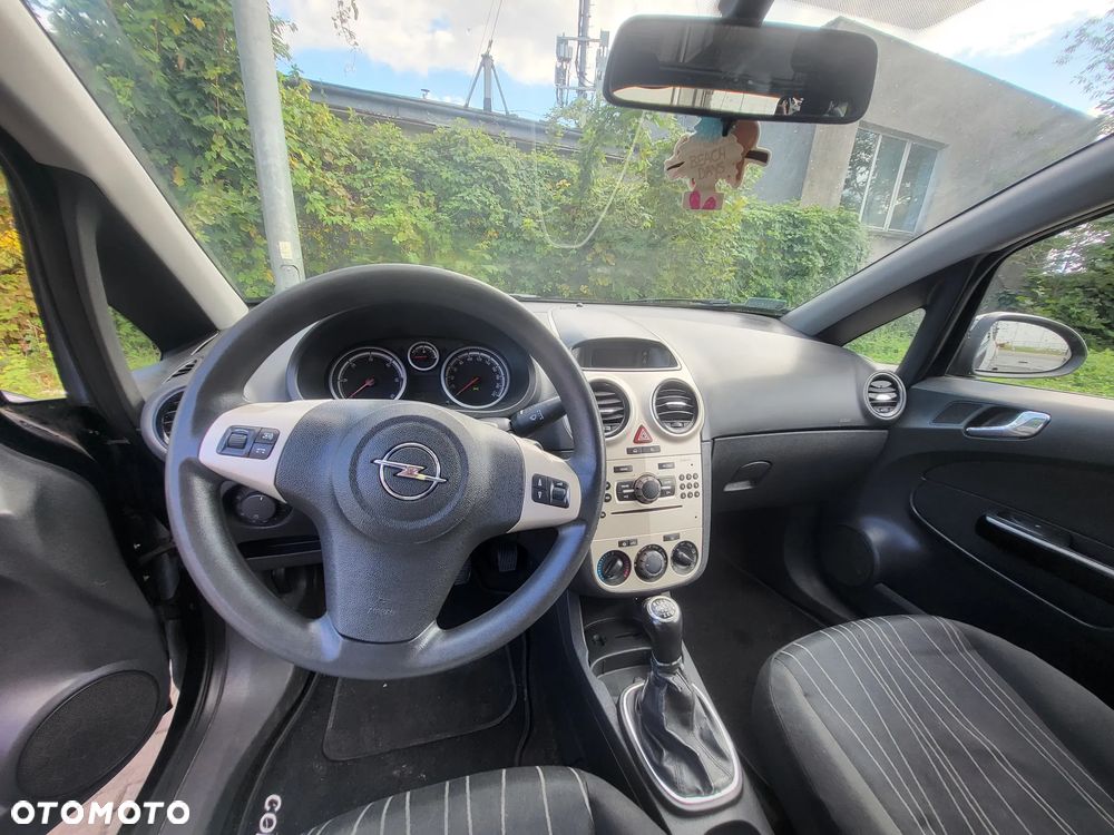 Opel Corsa - 17