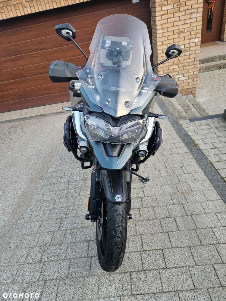 Triumph Tiger - 9