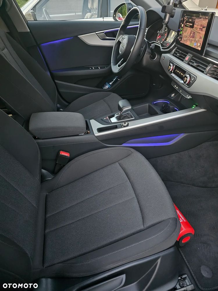 Audi A4 Avant - 8