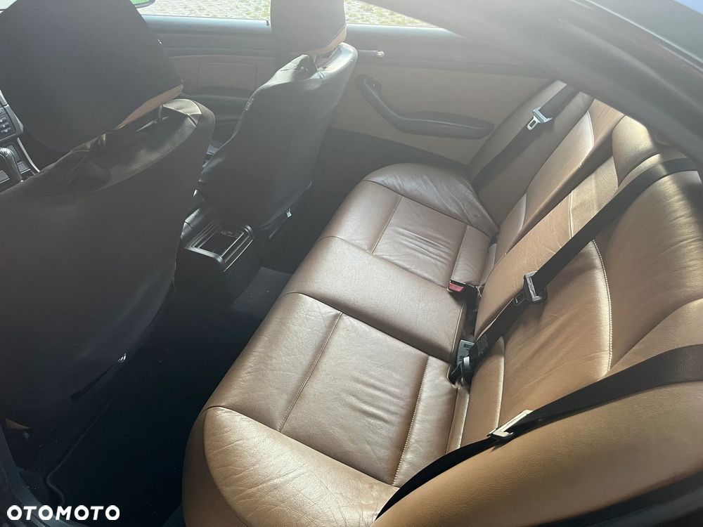 BMW Seria 3 - 13