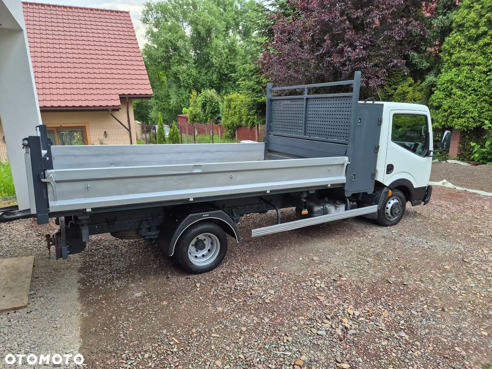 Nissan Cabstar - 6