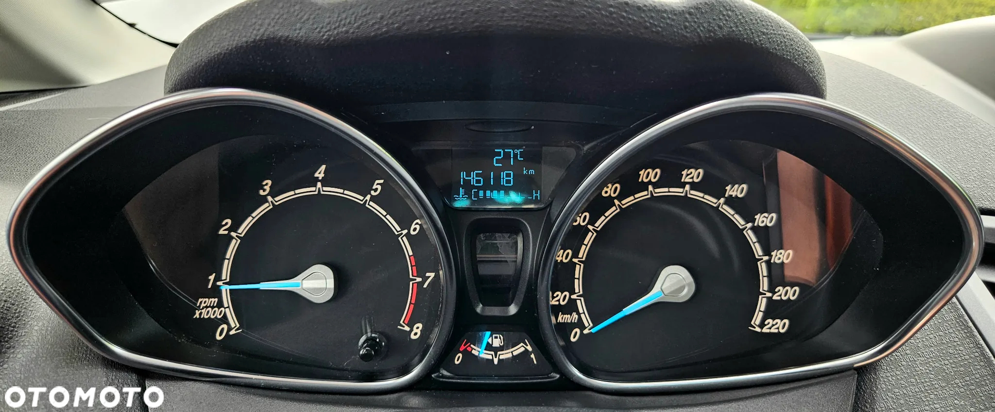 Ford Fiesta 1.0 EcoBoost S&S TITANIUM - 26