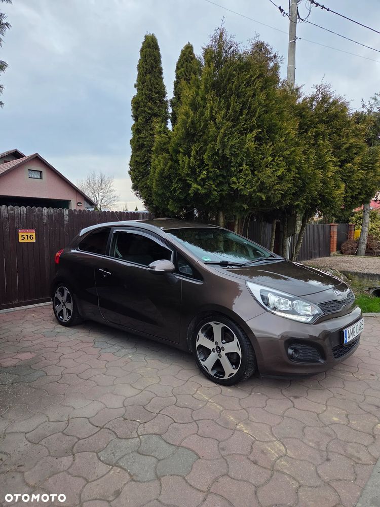 Kia Rio 1.2 XL - 18