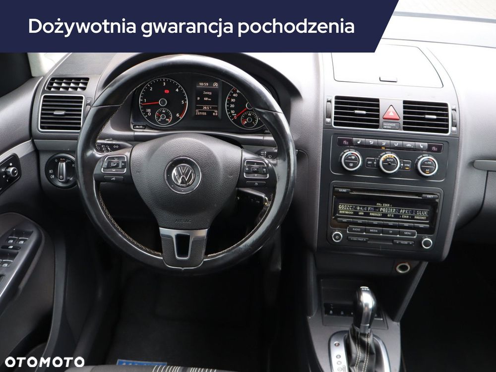 Volkswagen Touran 2012