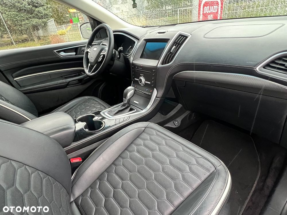 Ford Edge 2.0 TDCi Bi-Turbo 4x4 Vignale - 32