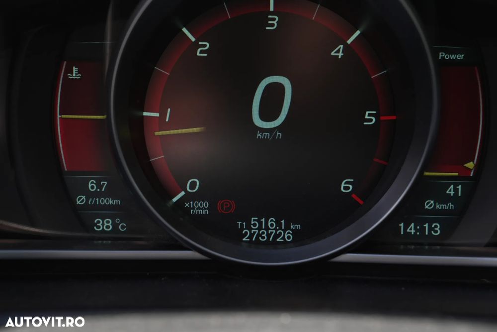 Volvo V40 D3 Summum - 10