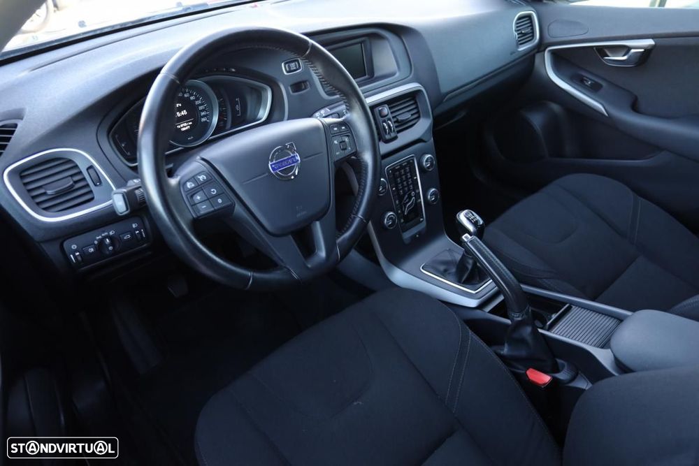 Volvo V40 2.0 D2 Kinetic - 7