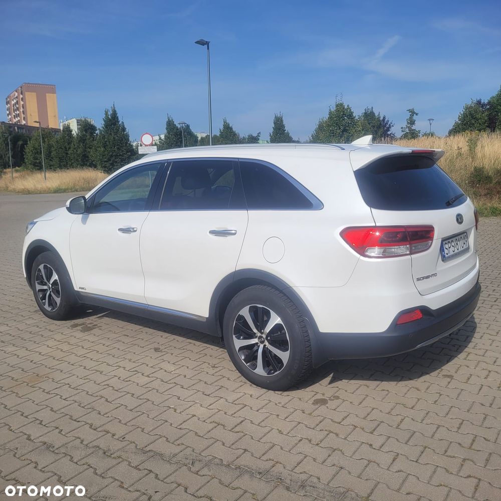 Kia Sorento - 4