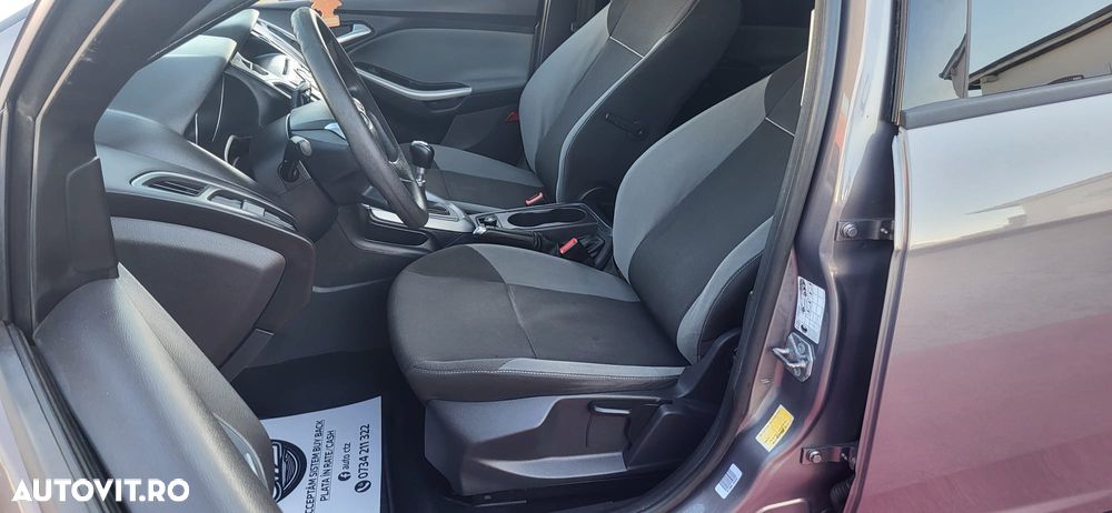Ford Focus - 13
