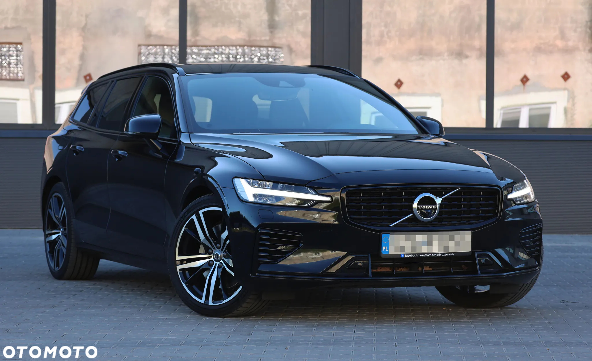 Volvo V60 T6 AWD Recharge Geartronic RDesign - 2