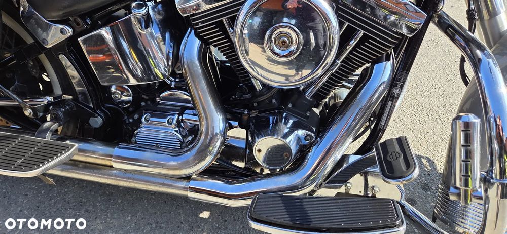 Harley-Davidson Softail Heritage Classic - 37