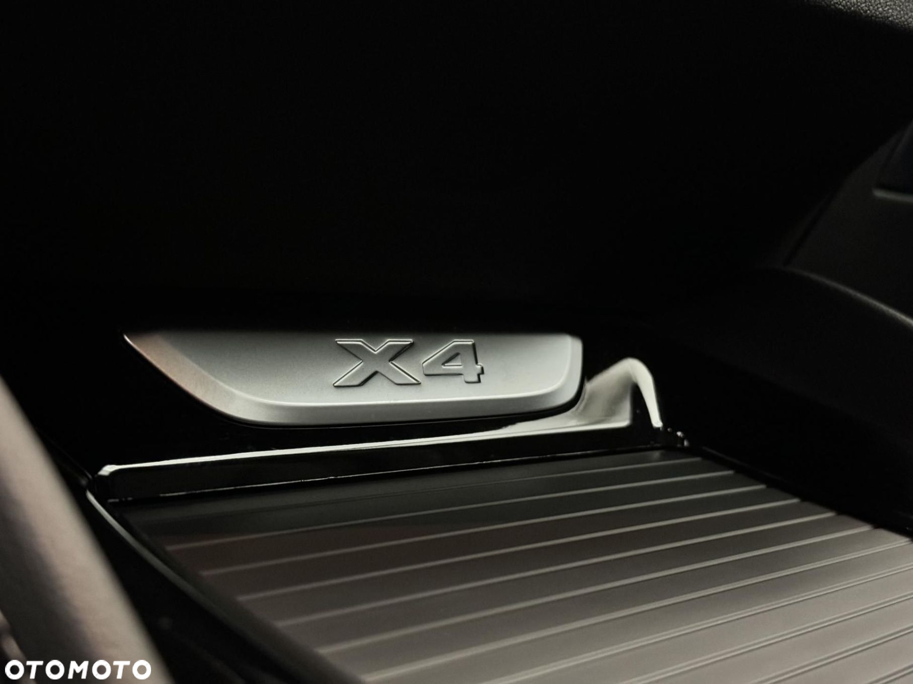 BMW X4 - 18