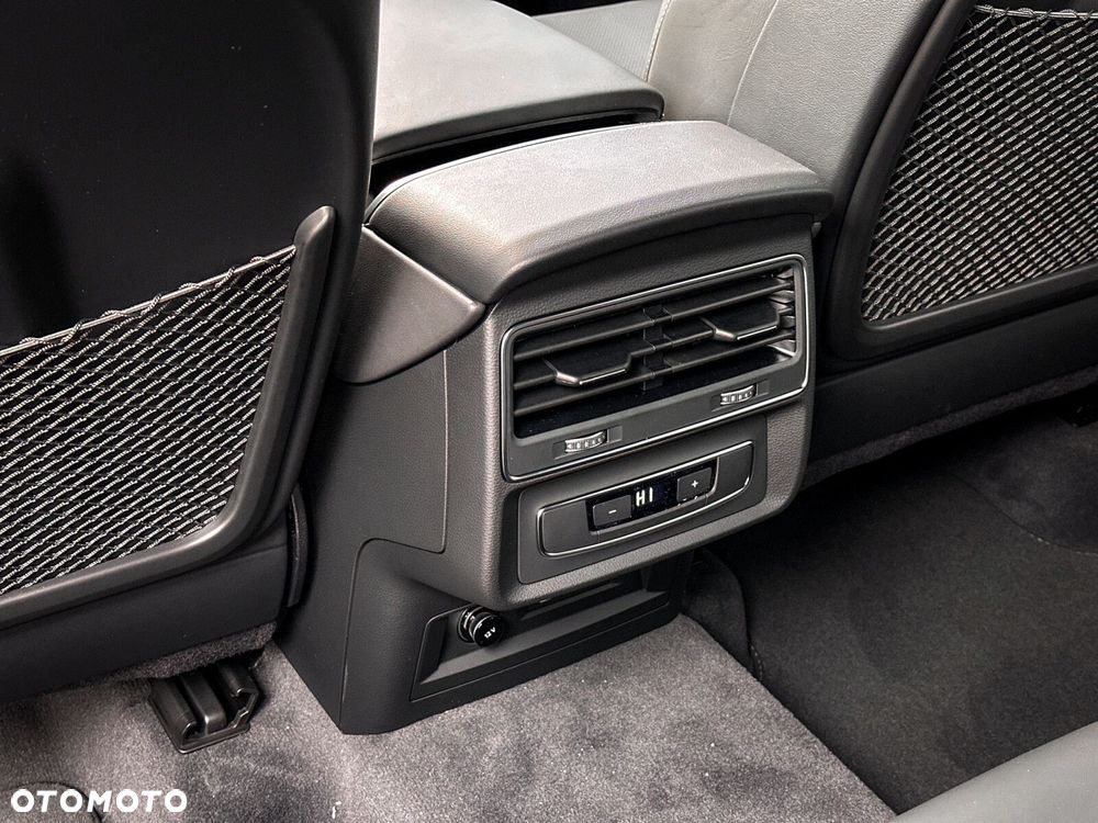 Audi Q7 - 40