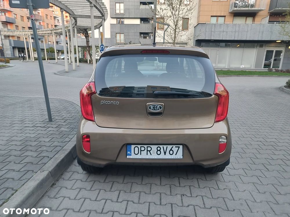 Kia Picanto 1.0 L - 8