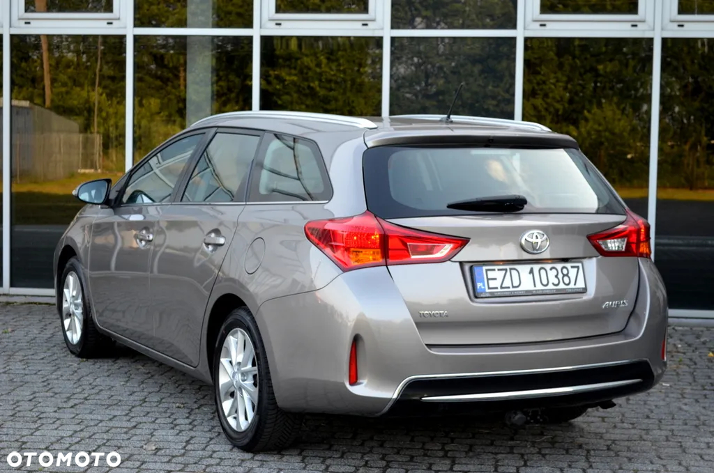 Toyota Auris 1.6 Dynamic - 5