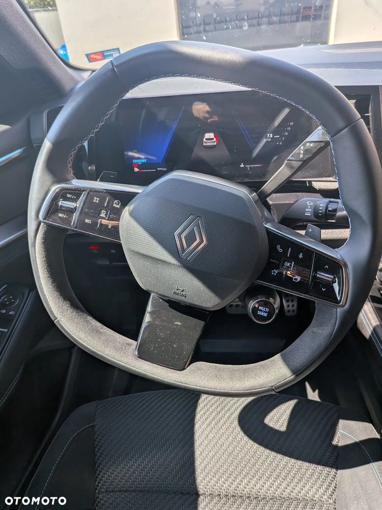 Renault Austral 1.3 TCe mHEV Esprit Alpine - 6