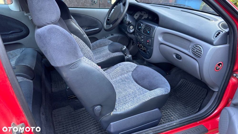 Renault Megane 1.6 16V Sport - 8